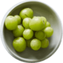A small bowl filled with AUTUMNCRISP grapes